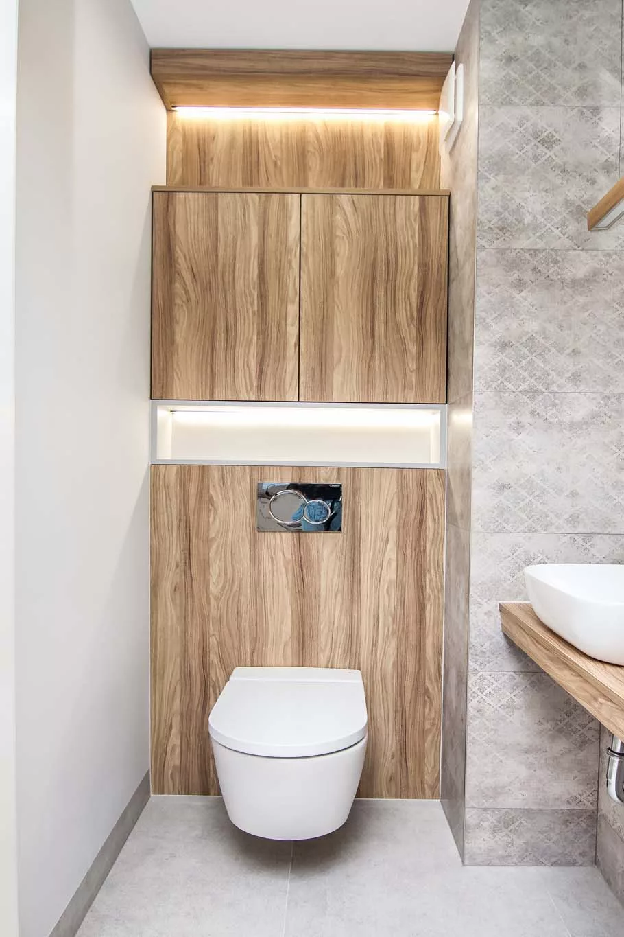 zabudowa geberitu z podświetleniem LED